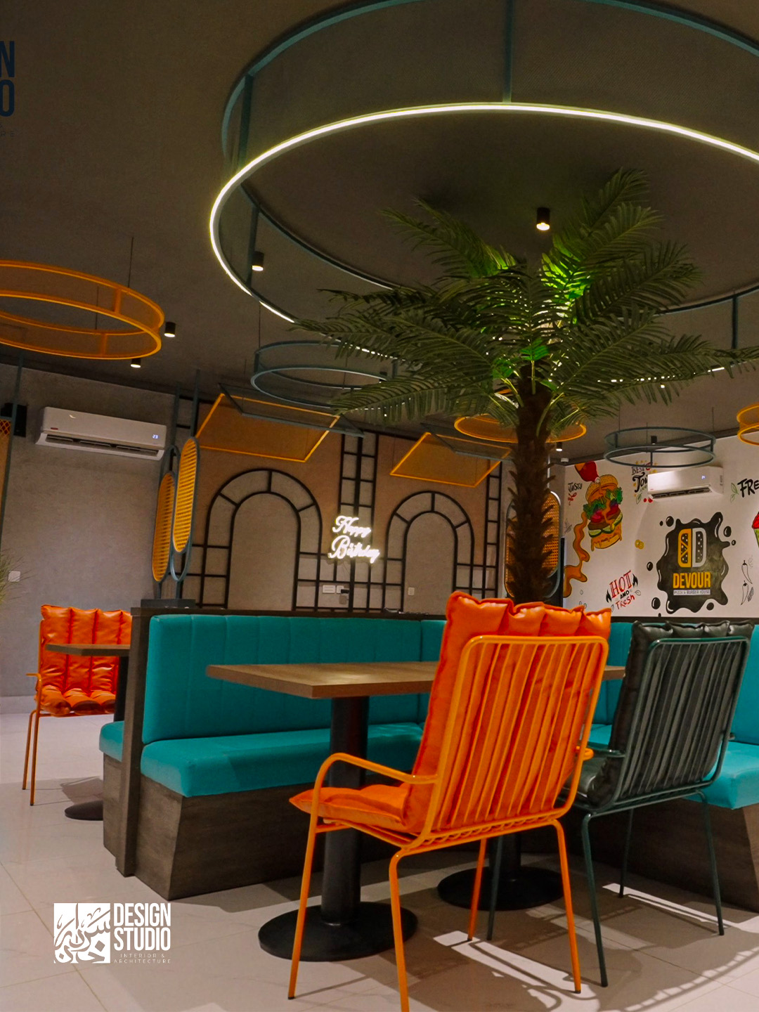 Intimate dining nook with focused lighting - Bespoke Restaurant Interior